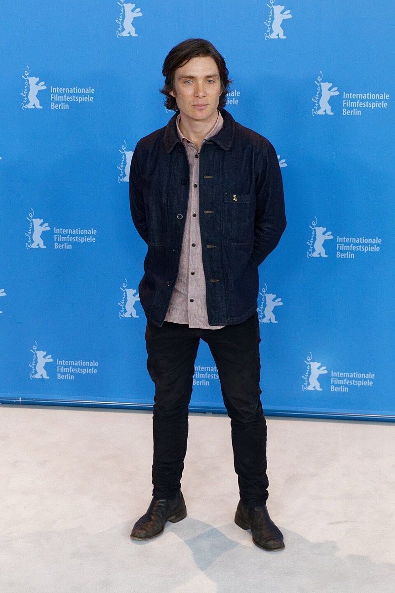 Cillian Murphy: Navy chore jacket and black jeans