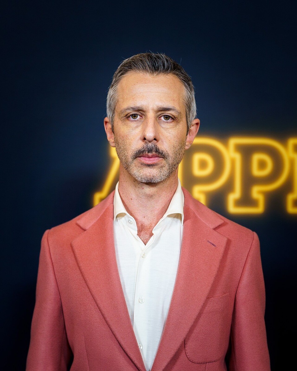 Jeremy Strong: Rose blazer and white shirt