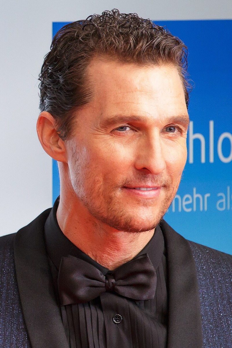 Matthew McConaughey: Velvet dinner jacket and bow tie